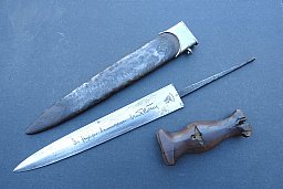 SA DOLCH KLINGE MIT KOMPLET RÖEHM WIDMUNG- BODENFUND