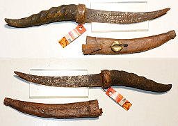afrikanisches Messer mit Gazellenhorngriff