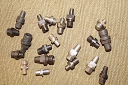 Stahlpistons (20 Stück) verschiedene Gewinde, Längen, Größen