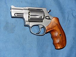 Taurus 605 Hunter cal. 357 Mag. 2 Zoll Lauf