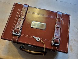 Patronenkoffer Waffenkoffer Leder wie NEU