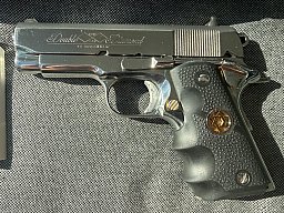 Colt Officers ACP, Double Diamond, Sammlerwaffe limitiert auf 1000 mit div. Zubehör