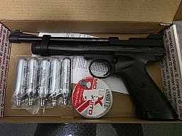 LP Crosman 2240 Air Power 22CAL CO2 Pistole 5,5 mit CO2 Kartusche und Diabolos 5,5mm