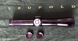 Kurzwaffen-Zielfernrohr Leupold, großer Augenabstand