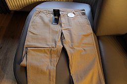Neue Blaser Active Outfits Herren Hose, Denim Stretch Chino Tom Sand Gr. 58