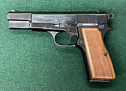 Halbautomatische Pistole Kassnar Kal. 9mm Luger gebraucht