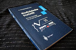 Medizinische Statistik - Klinische Forschung: von der Idee zum Ergebnis A.J.W. Goldschmidt