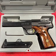 Browning Buck Mark - Kal. .22lr - Halbautomatische Pistole | 2x Magazin & Koffer