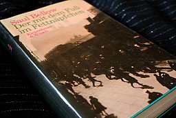 Der mit dem Fuß im Fettnäpchen - Saul Bellow