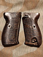 WK2 Griffschalen für Walther P38 WaA 359, Zella-Mehlis
