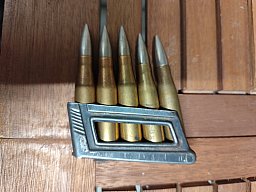 24 Patronen, 8x56R , mit Laderahmen für Mannlicher