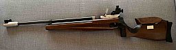 Feinwerkbau 601 Matchluftgewehr Kal. 4,5 mm (.177) – Seitenspanner