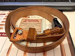 Originaler Leder-Gewehrriemen – vermutlich für Mauser / ČZ vz. 24