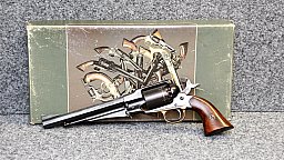 Uberti Mod. 1858 New Army Target Kal. .44 Schwarzpulver – Perkussionsrevolver im Originalkarton