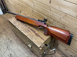 Einzellader Match Suhl Mod.150 Standard, Kal..22lfb, mit original Dioptervisierung