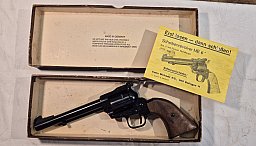 Sammlerstück: Melcher ME6 Revolver 6mm Flobert, originalverpackt
