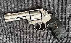 Smith & Wesson Mod 686 Security Special 4 Zoll .357 Magnum