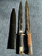 1x WKC Bajonett und 1x Bajonett