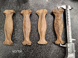 Sammlung 4x Dolchgriff-Rohlinge – längere Ausführung – Nussbaum – Bastler