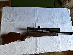 Weihrauch HW 97 K mit Zielfernrohr Hawke Sidewinder 4-16x50