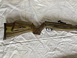 Weihrauch HW77K Cal.. 177´´/4,5 mm - Spezial Edition mit 3-farbigen Schichtholzschaft