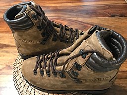 TOP Völkl Leder Jagdstiefel mit Vibram Sohle - NEUWARE