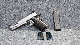 Smith & Wesson 1911 Performance Center Kal. .45 Auto – High-End Matchpistole (Beschuss 2016)