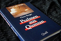 Psalmen aus Qumran - Klaus Berger