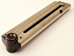 Magazin zu Luger Parabellum P06/29 mit seltenem braunem Bodenstück