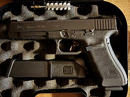 Glock 34 Gen 4 mit Timney / LPA / ZEV / Recoil / TOP Präzision