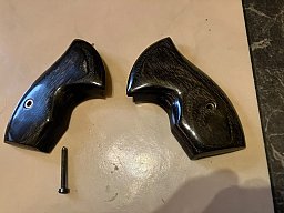 2 x 2 U.S.A HOLZGRIFFE für ERMA 66 + STEEL SCORPION