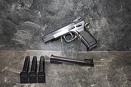 Sport Pistole Tanfoglio Ultra Match 5 Zoll Kal 45 ACP mit WS 9mm Luger