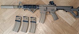 WE M4CQB - GasBlow Back - TAN / 4 Magazine