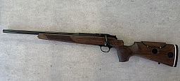 Blaser R8 links Kal. 308 Win. mit Comfygrip-Schaft