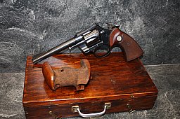 Revolver Colt OFFICERS MODEL MATCH Kal. 22lr #80305