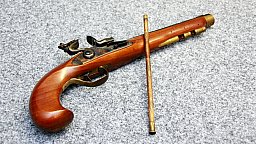 Steinschlosspistole "Kentuckian" Kal. .44 Schwarzpulver – Euroarms Brescia – Frei ab 18 Jahren