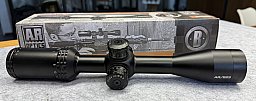 Bushnell AR Optics 4,5-18x40 mit BDC .223 Absehen