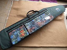 Gewehrtasche Dunkelgrün gut mit Seitentaschen und Doppelzipper