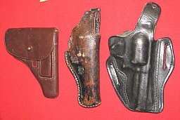 3 Leder - Holster für Revolver / Pistole