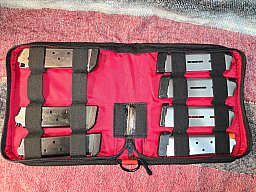 Konvolut Pistolenmagazine Kaliber .45 ACP für 1911er Pistolen