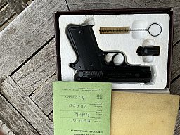 Erma EGP45, mit Verpackung