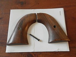 Griffschalen für Western Revolver