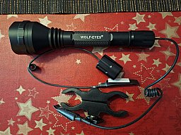 Stablampe von Wolf-Eyes zur Wildbeobachtung