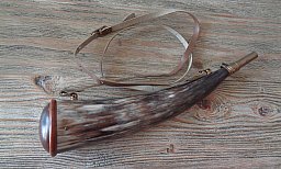 LUXUS PULVERHORNFLASCHE