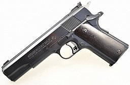 COLT " GOLD CUP " Pistole der Serie ´80 im Kaliber .45 Auto mit Holzgriffschalen