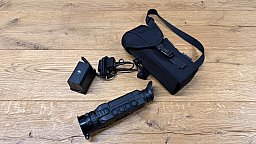 Pulsar Helion XP50 / Wärmebildgerät / 2 Akkus / Tasche / Ladegerät / guter Zustand