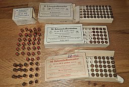 Bolzenschusskartuschen Schönebeck/Elbe 1970er/80er Jahre, über 140 Stück