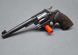 Colt Officers 38 Heavy Barrel Revolver für Sammler