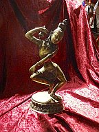 große Tempeltänzerin Messing/Bronze
