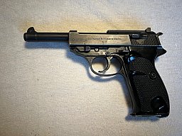 Walther P38 - Kal. 9mm Para - Ulmer Nachkriegsfertigung - Seriennummer 393660